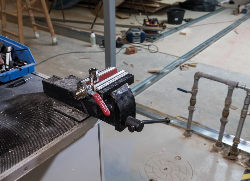 SCANGRIP MAGNEFIX F Schutzbacken Aus Gehärtetem Aluminium Mit Fiberauflage 100mm - 06.2100 3 SCANGRIP MAGNEFIX F Schutzbacken Aus Gehärtetem Aluminium Mit Fiberauflage 100mm - 06.2100 – Bild 3